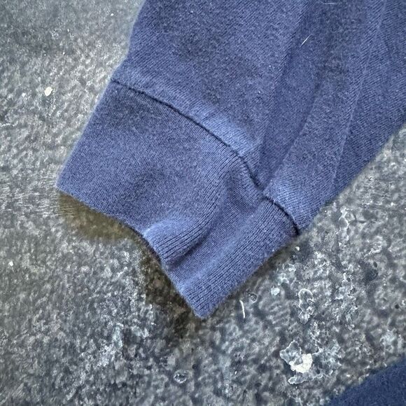 Gap Long Sleeve Navy Blue T-Shirt Skater Style Kids/Boys Size Large Big Graphic - Picture 11 of 11